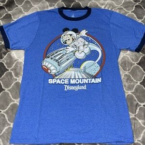 NWOT Disneyland Space Mountain Mickey Mouse t-shirt